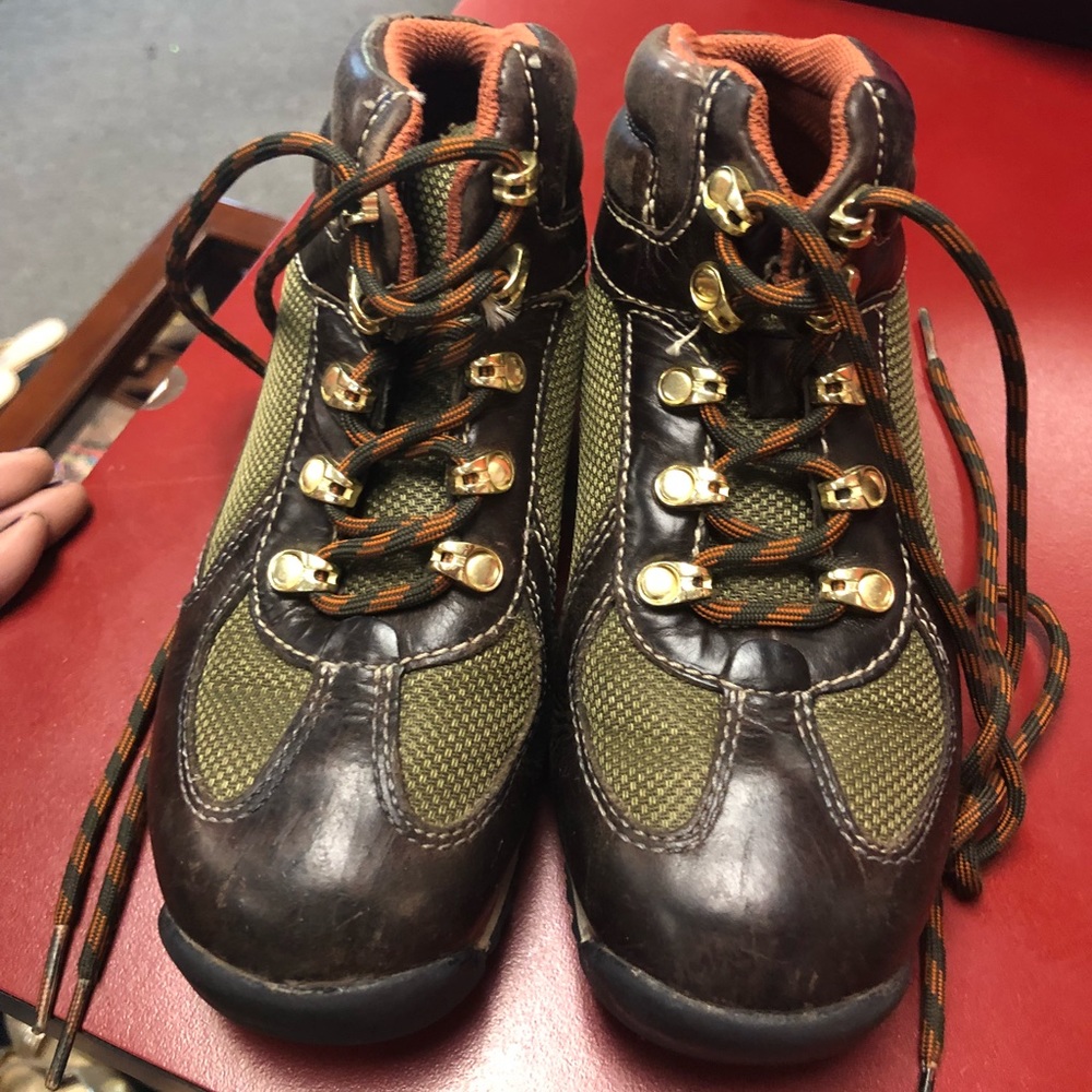 Kids size 13.5 Timblands